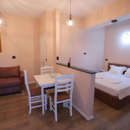 D1 & 4* Tirana