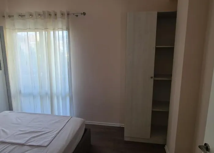 D1 & 4* Тирана